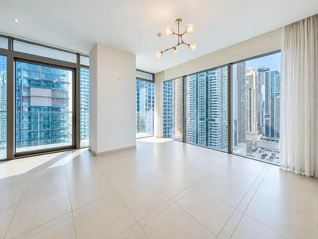 Corner 2BR | Pool/Marina View | Mid Floor