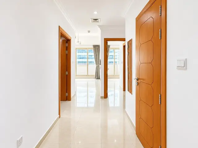 Spacious 1BR | Big Balcony | Canal View